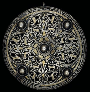 Antiguo medallon. Arte Celta